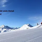 Ξενοδοχείο Alpenhof 3*