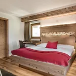 Ξενοδοχείο Alpenhof 3*
