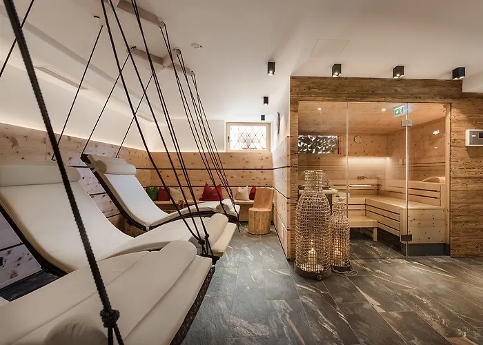 Hotel Alpenhof 3*